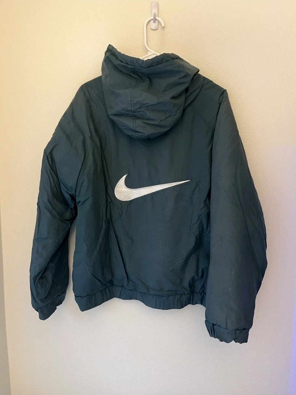 Vintage Y2K Nike Winter Coat Vintage Green Color With Embroidered Big Swoosh Med